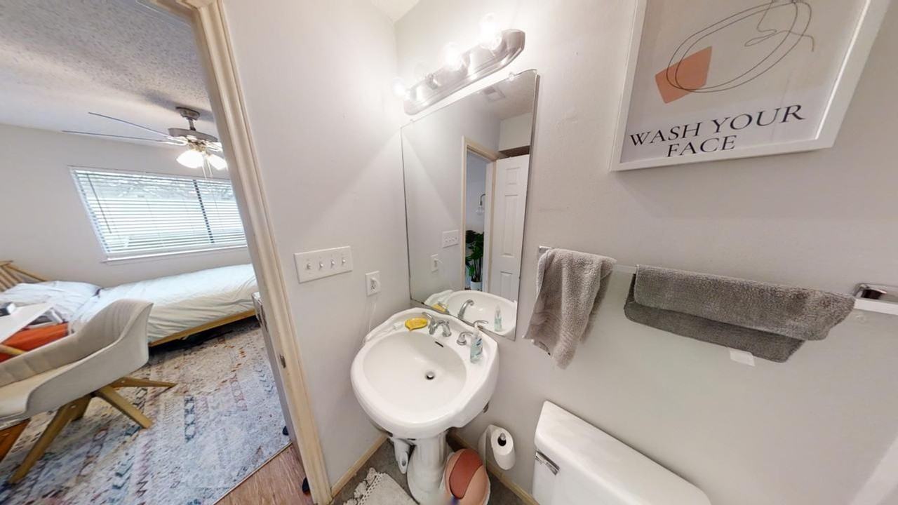 1610 Waterston Ave #13 - Photo 7 of 13