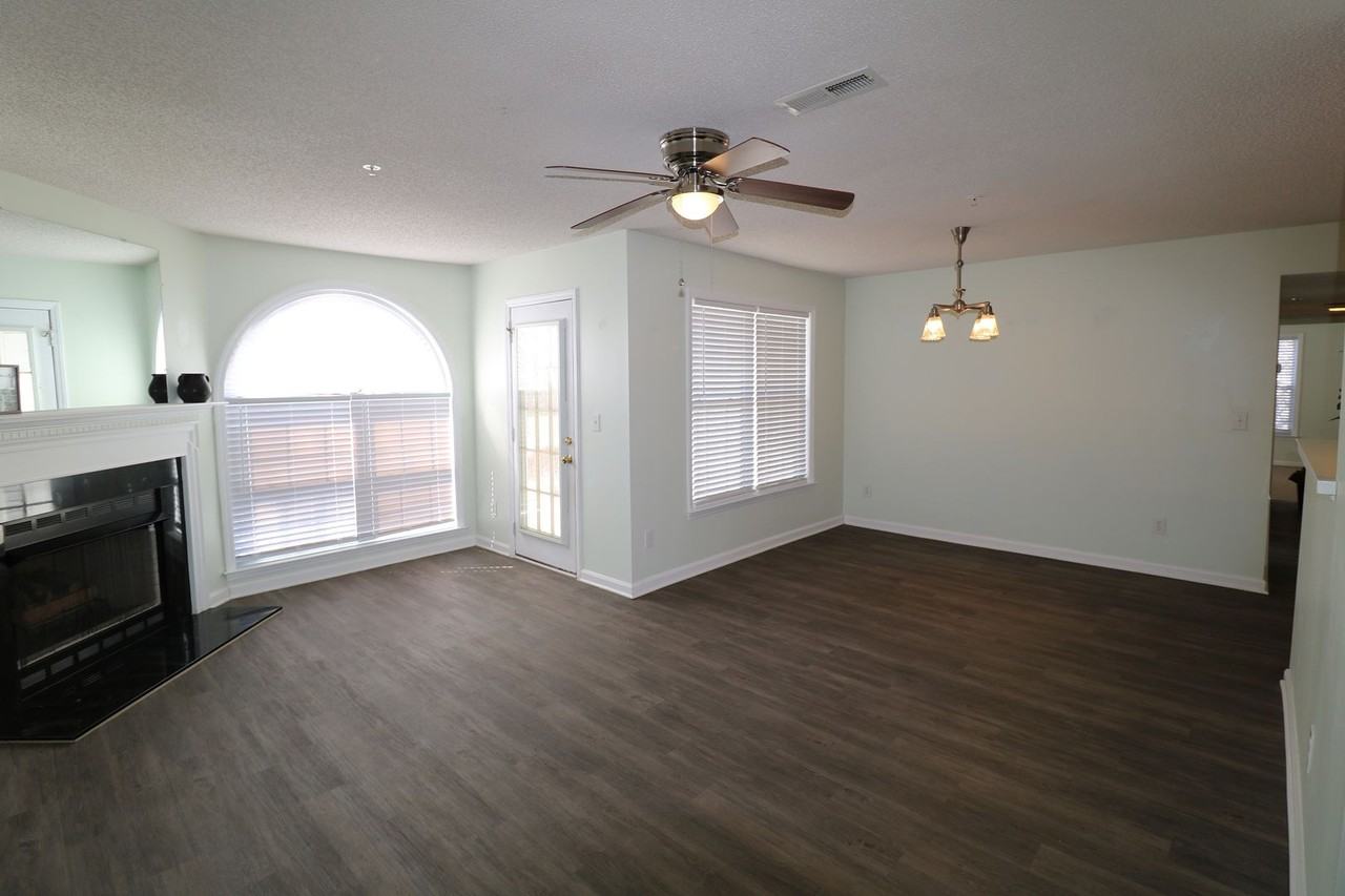 214 Quietwood Dr - Photo 6 of 16