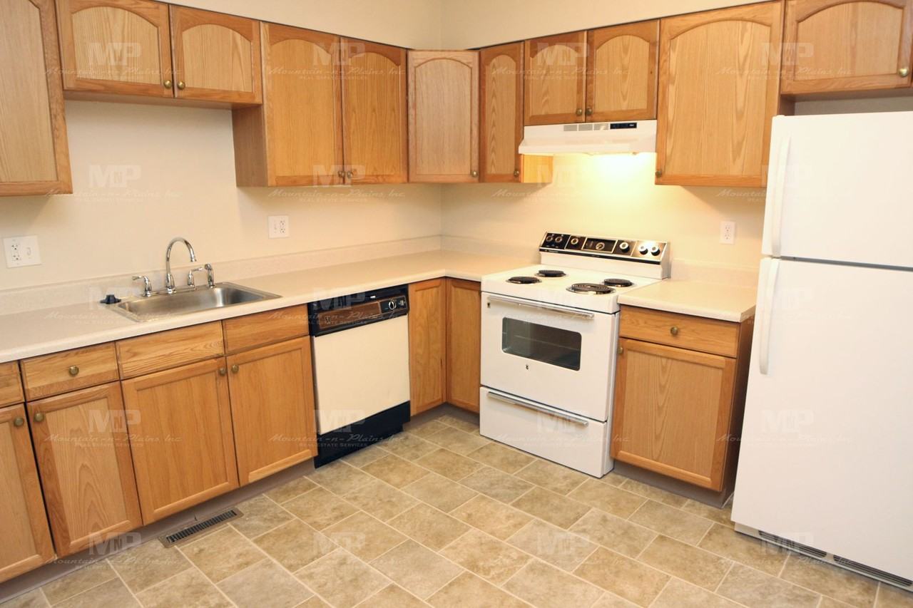 1618 Edora Rd - Photo 4 of 10