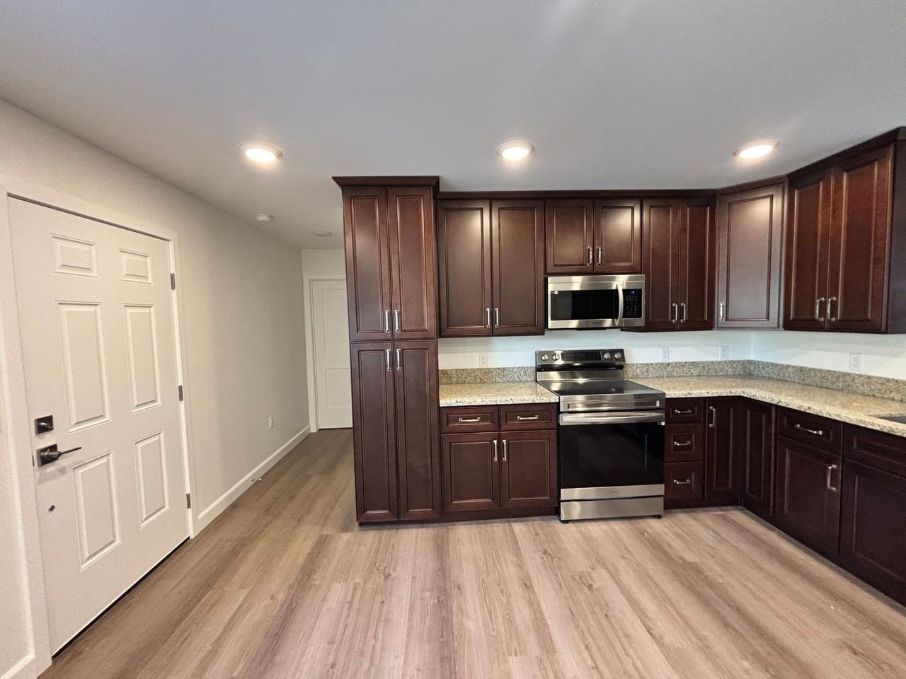 Route 66 - 520 - BLUE - Photo 5 of 11