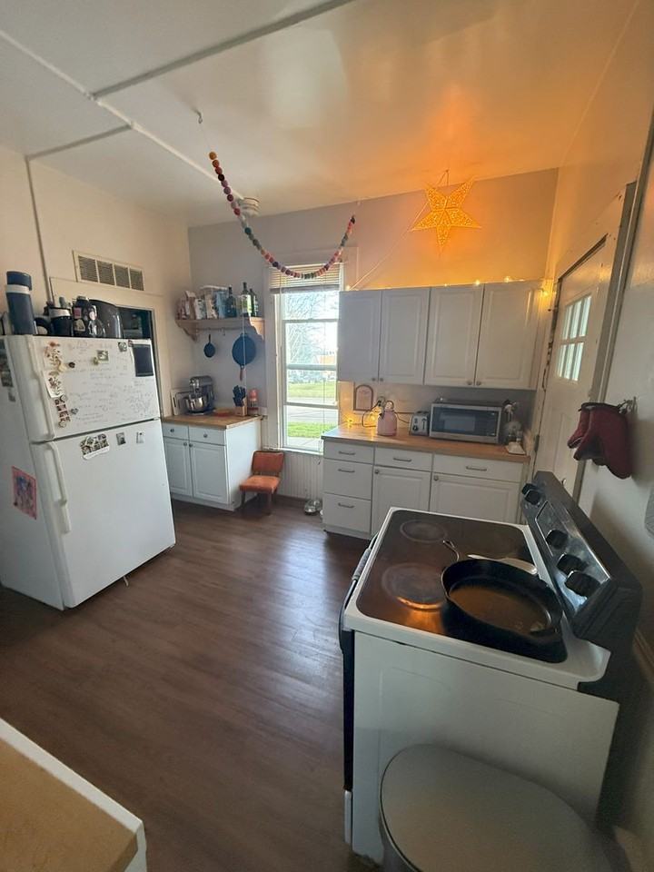 1130 High St - Photo 5 of 24