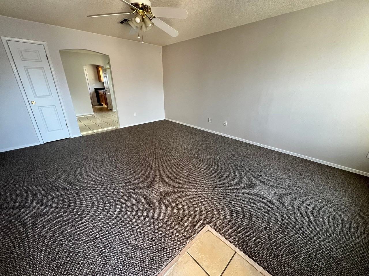 14120 Robert Ituarte Dr - Photo 2 of 17