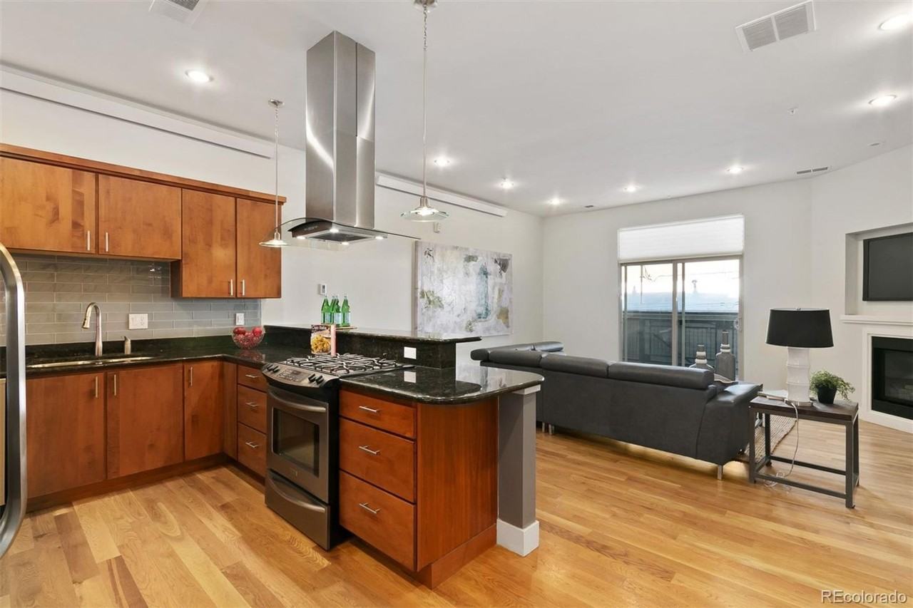 3040 Zuni St - Photo 6 of 29