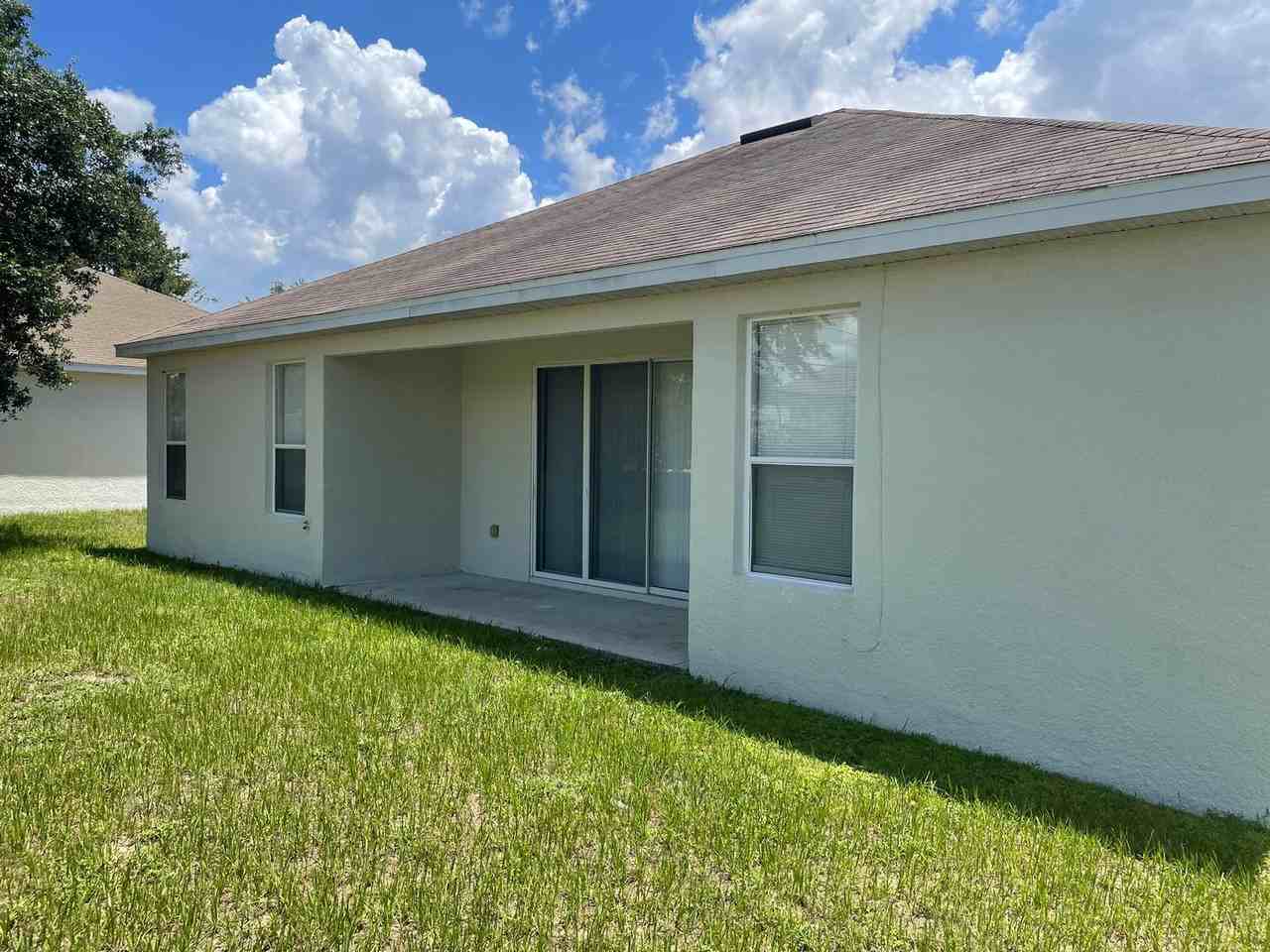 107 Bluff Pass Dr - Photo 2 of 13