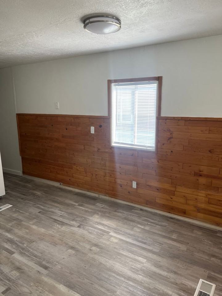 514 Laurel St - Photo 6 of 19