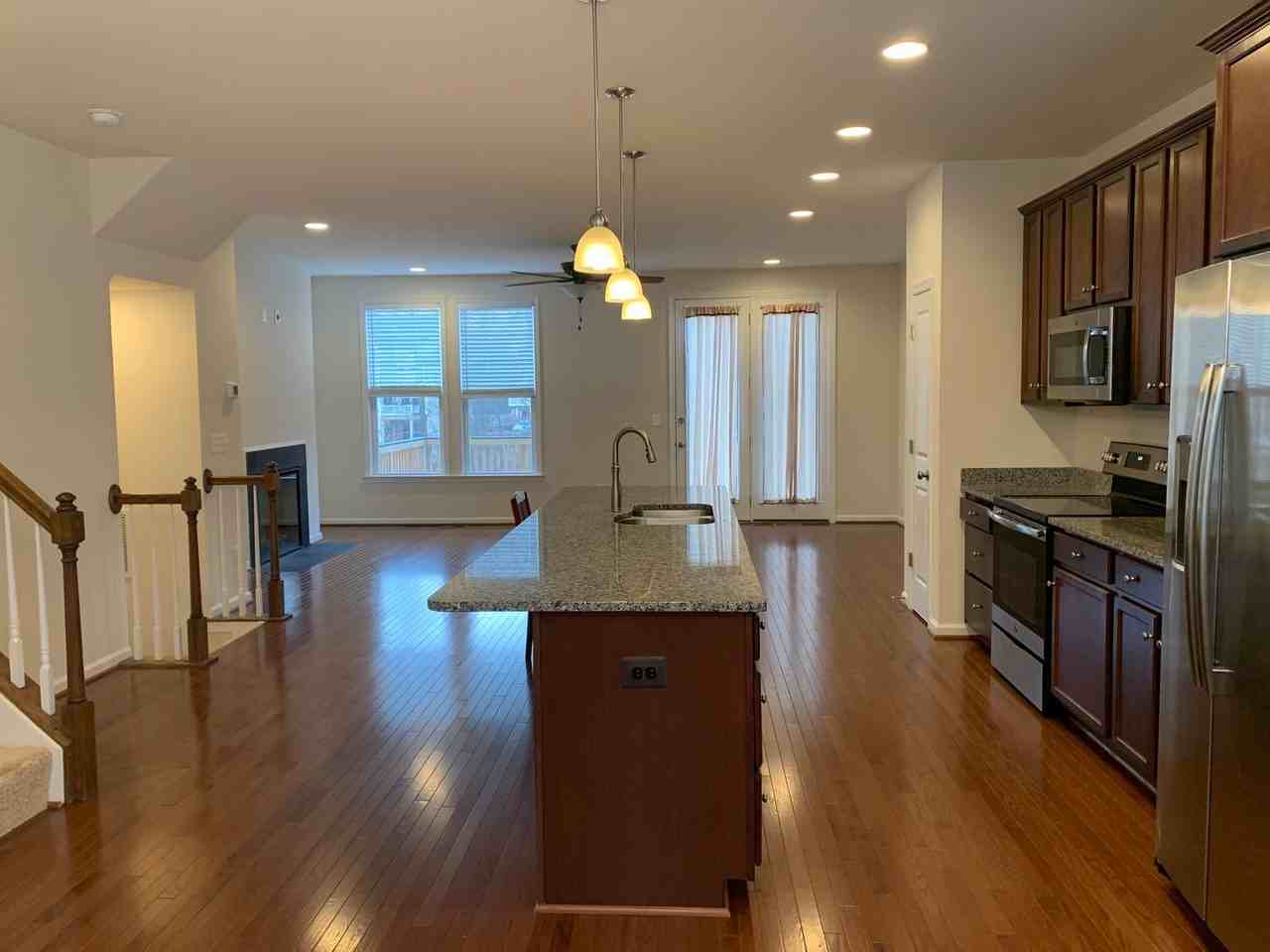 116 Sequoia Dr - Photo 3 of 20