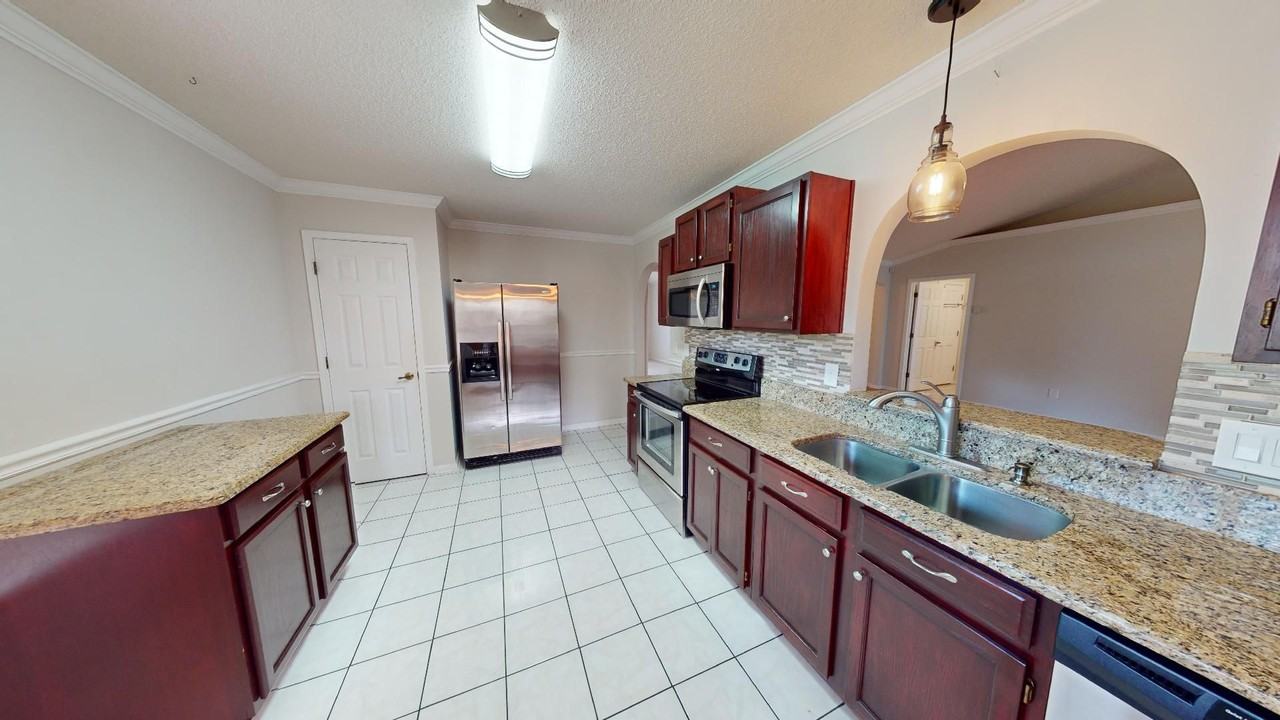 11645 Lazy Willow Ln - Photo 5 of 46