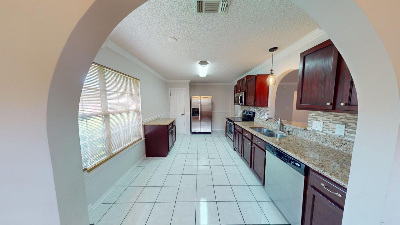 11645 Lazy Willow Ln - Photo 6 of 46