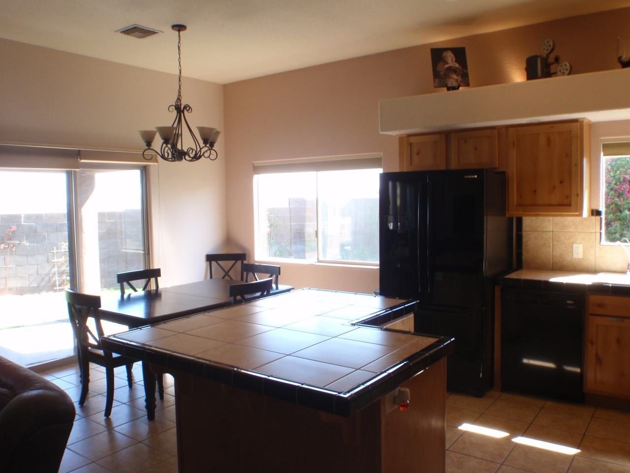 11126 S Cony Ave - Photo 3 of 32