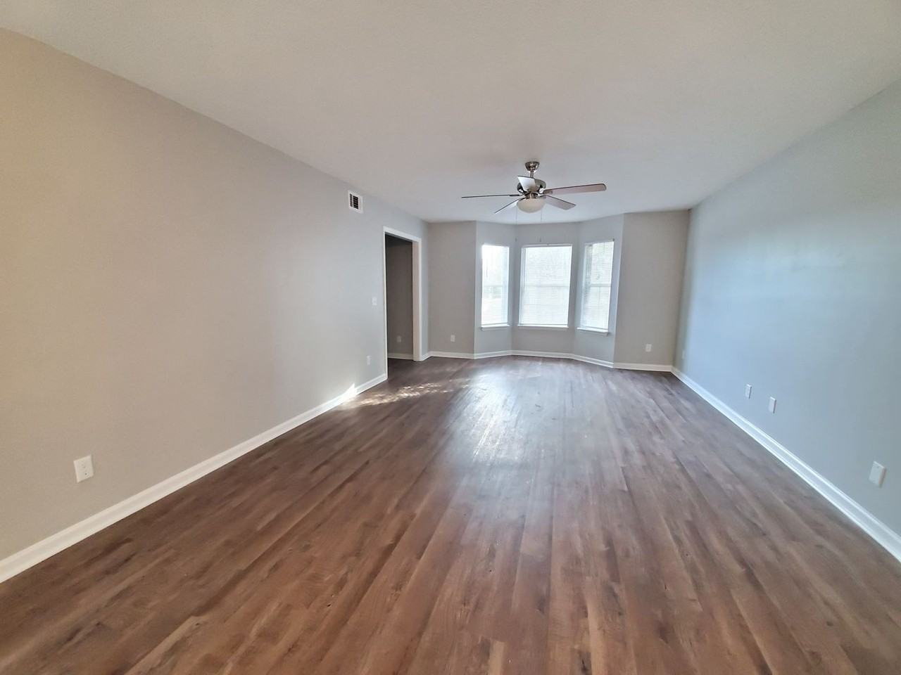 453 Brannen Dr #3 - Photo 6 of 14