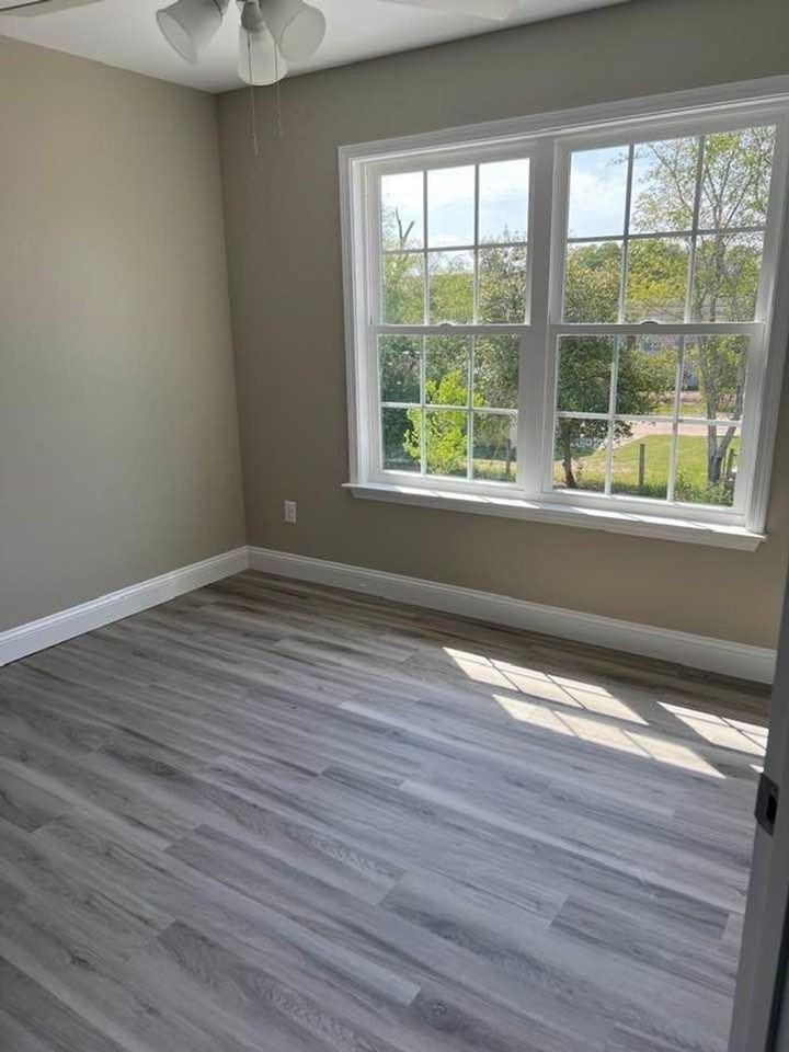 313 Broad St - Photo 3 of 9