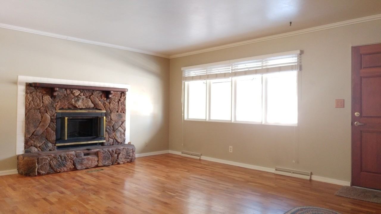 4202 Larkspur Dr - Photo 2 of 24