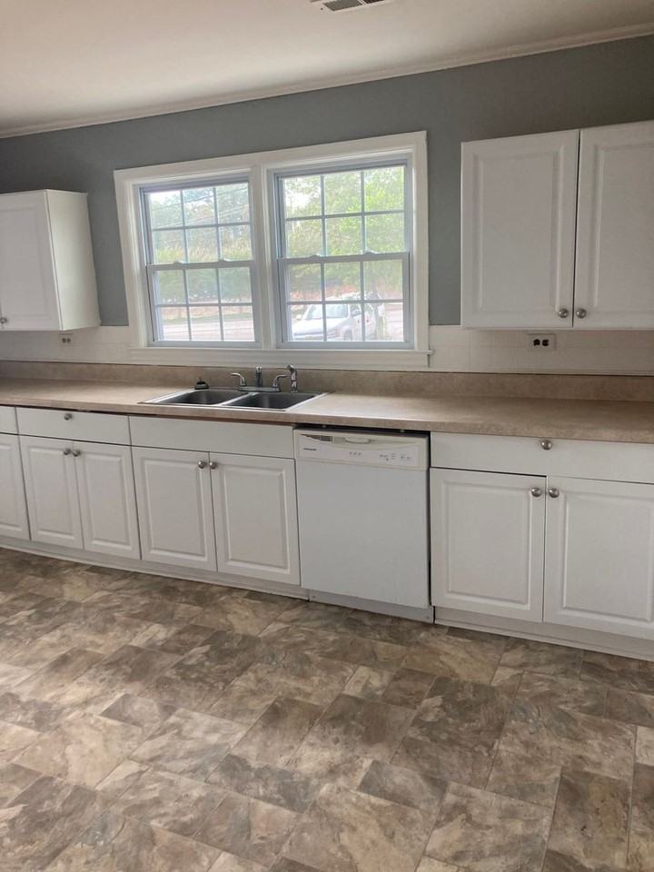 3839 Richland Ave W - Photo 3 of 10