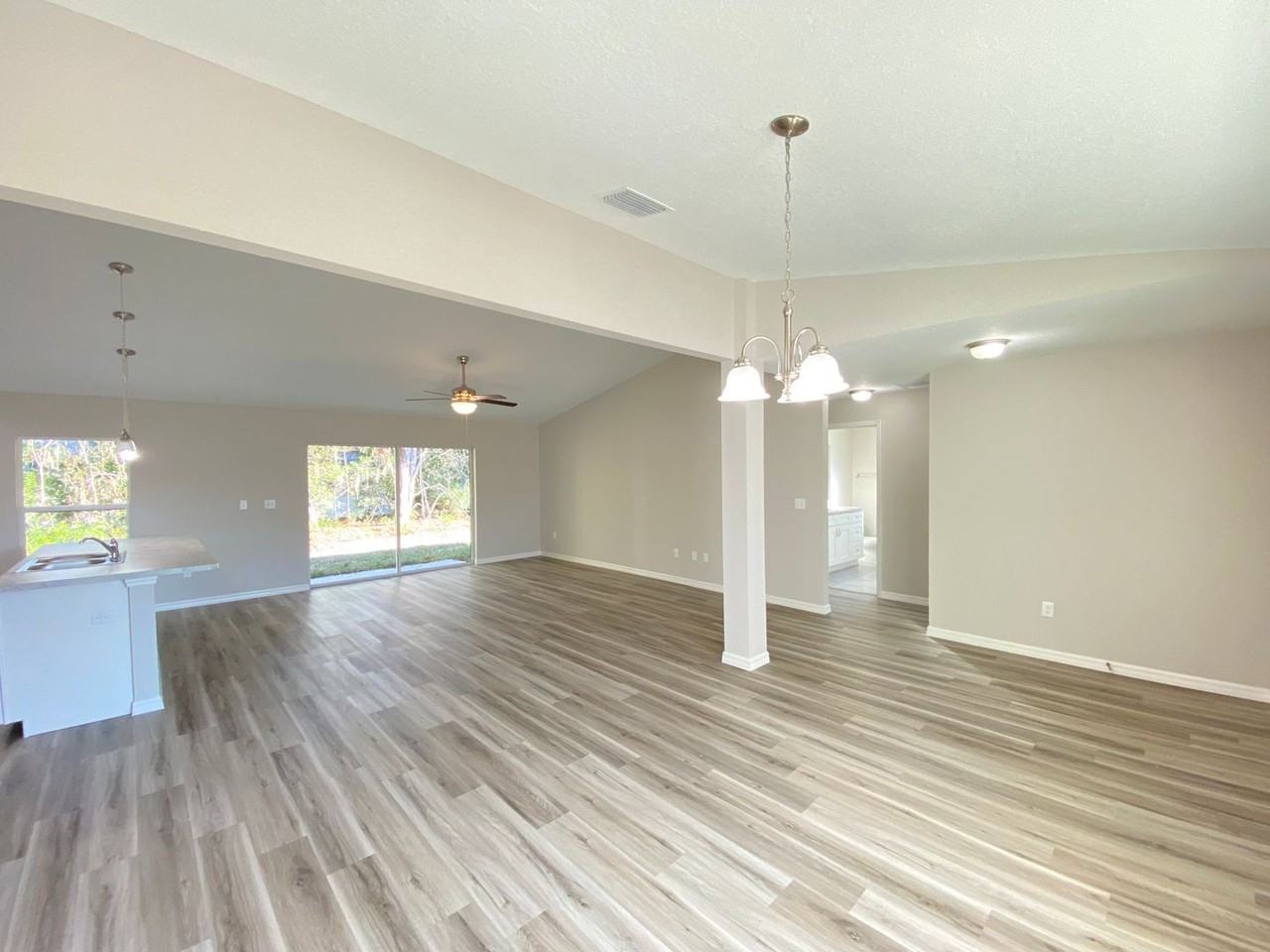 16351 Sw 16th Ct - Photo 5 of 37