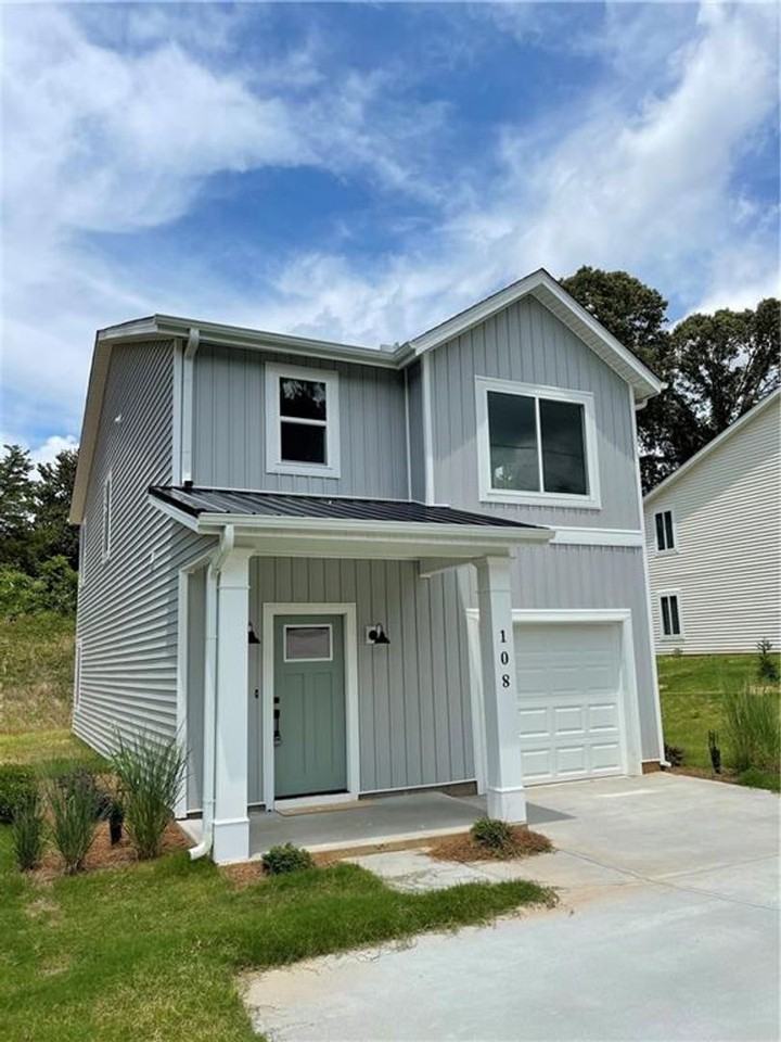 108 W North 3rd St - Photo 2 of 25