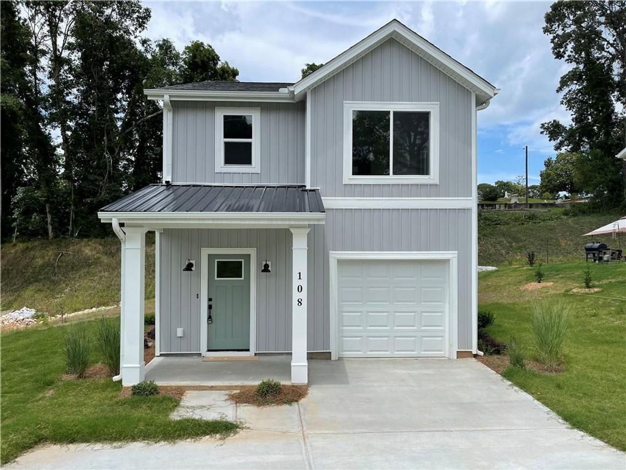 108 W North 3rd St - Photo 3 of 25