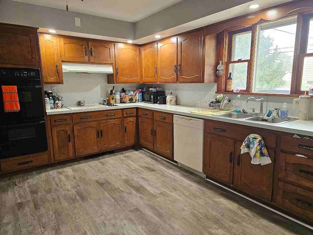806 Napoleon Rd - Photo 7 of 36