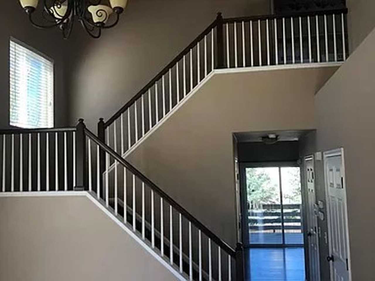 2280 Pinyon Jay Dr - Photo 5 of 39