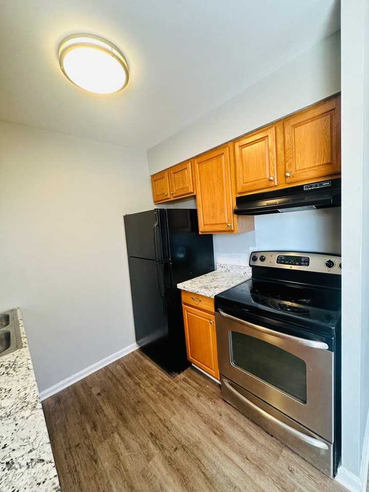 4216 Billtown Rd - Photo 5 of 16