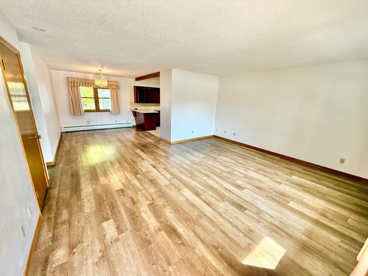 1808 Van Buren Ave - Photo 2 of 31