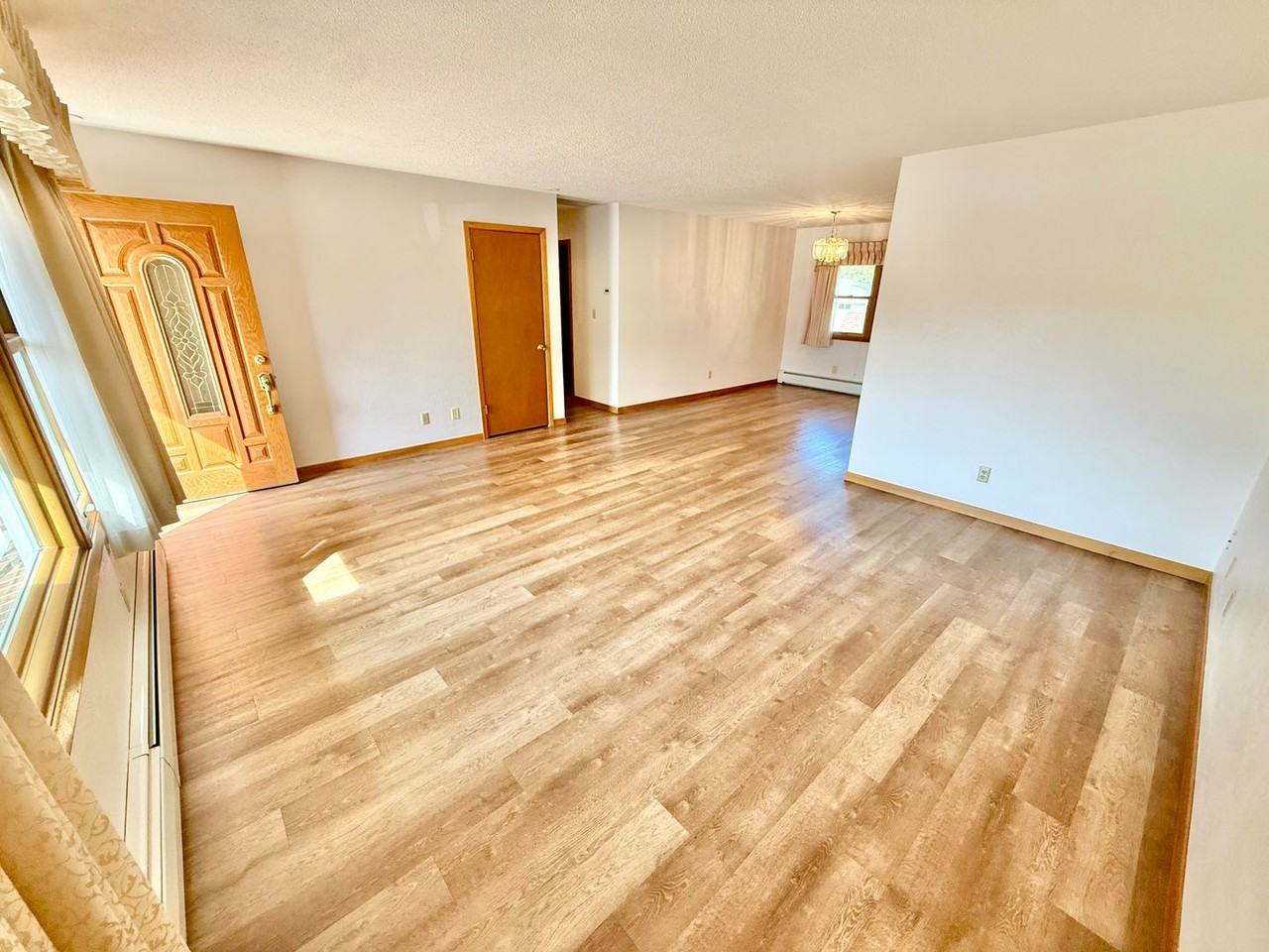 1808 Van Buren Ave - Photo 3 of 31