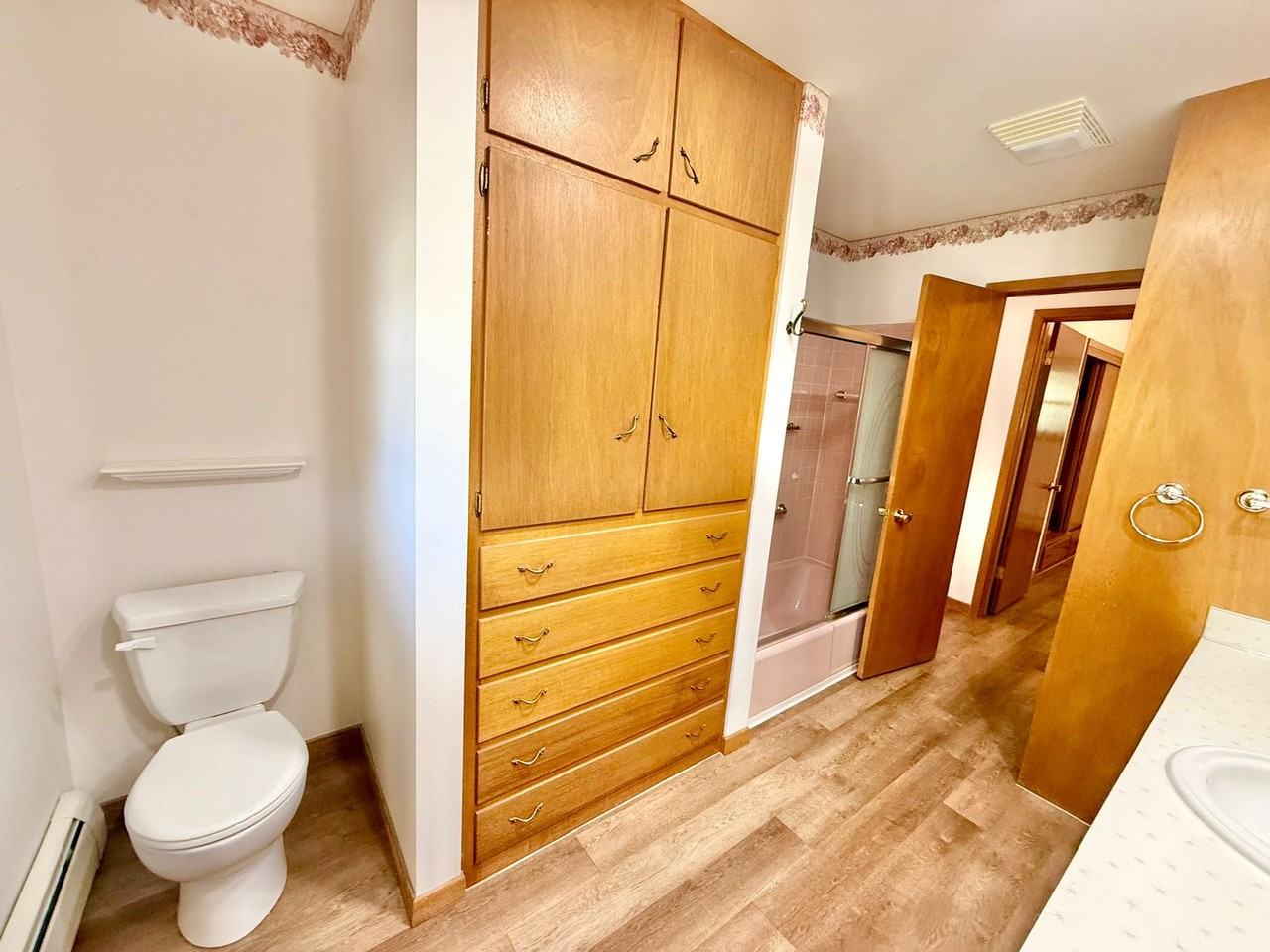 1808 Van Buren Ave - Photo 6 of 31