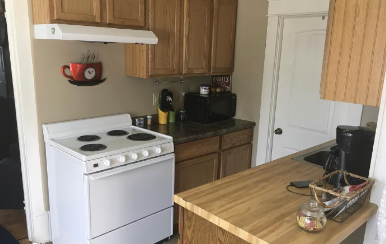 2002 Kane St - Photo 4 of 8