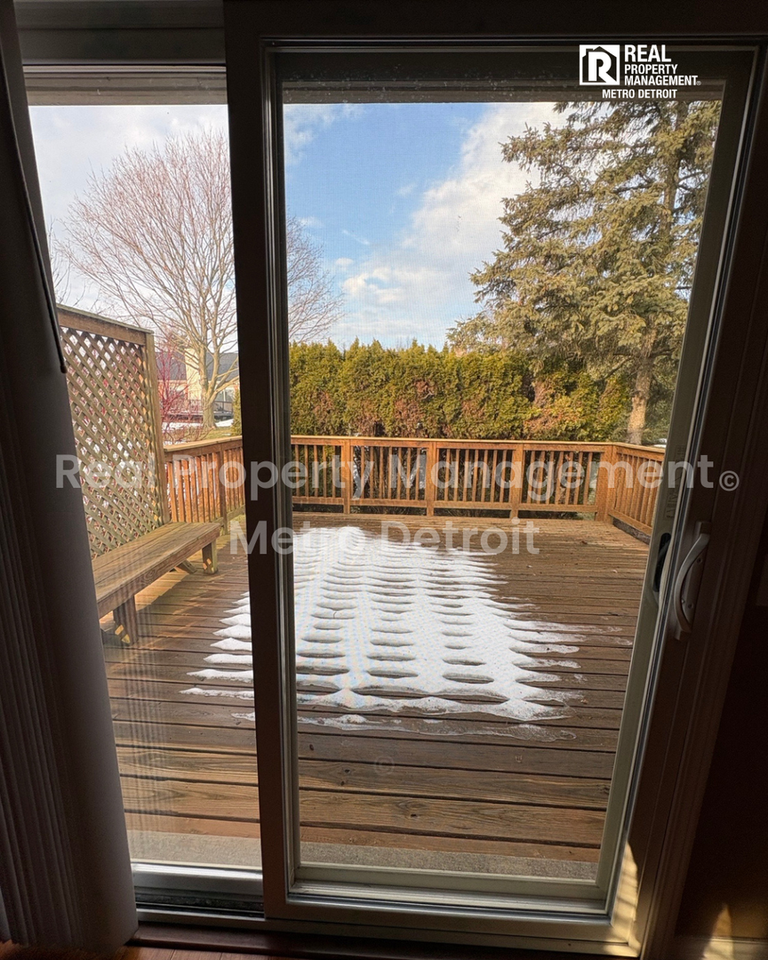 2090 Cumberland Rd - Photo 5 of 24