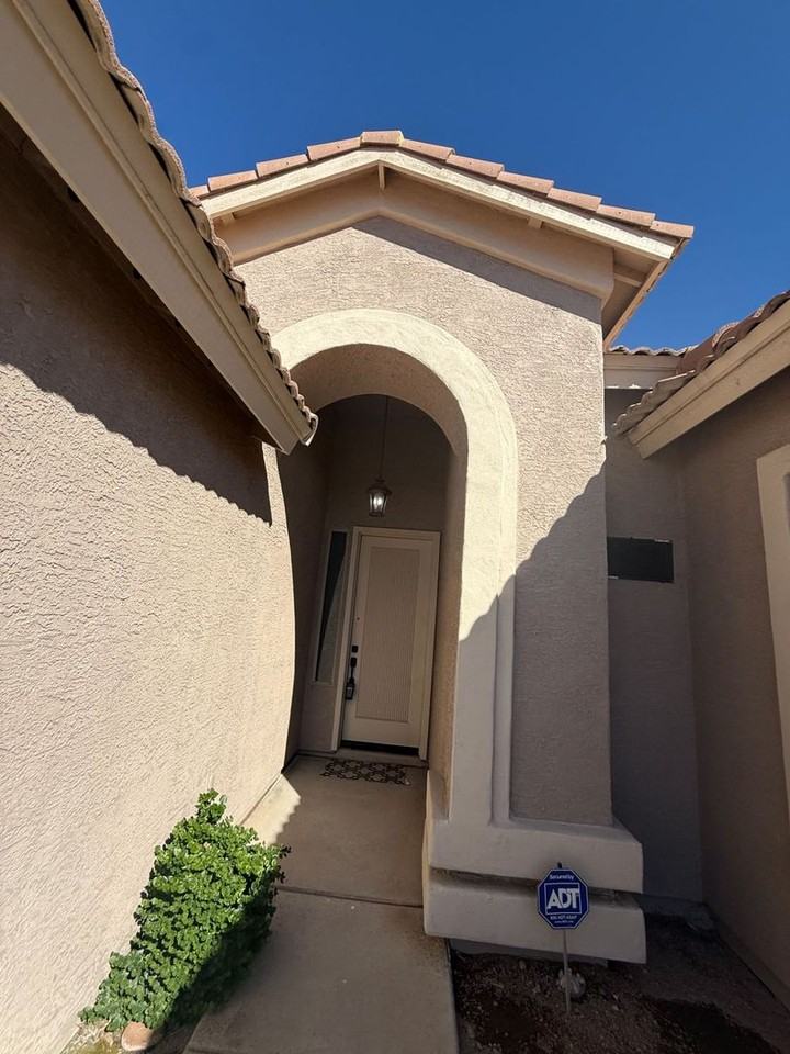 3260 E Isabella Ave - Photo 2 of 32