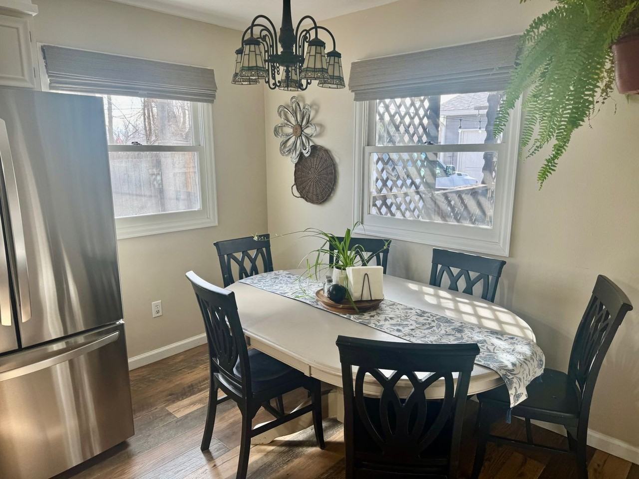 1129 Cleveland Ave - Photo 4 of 20