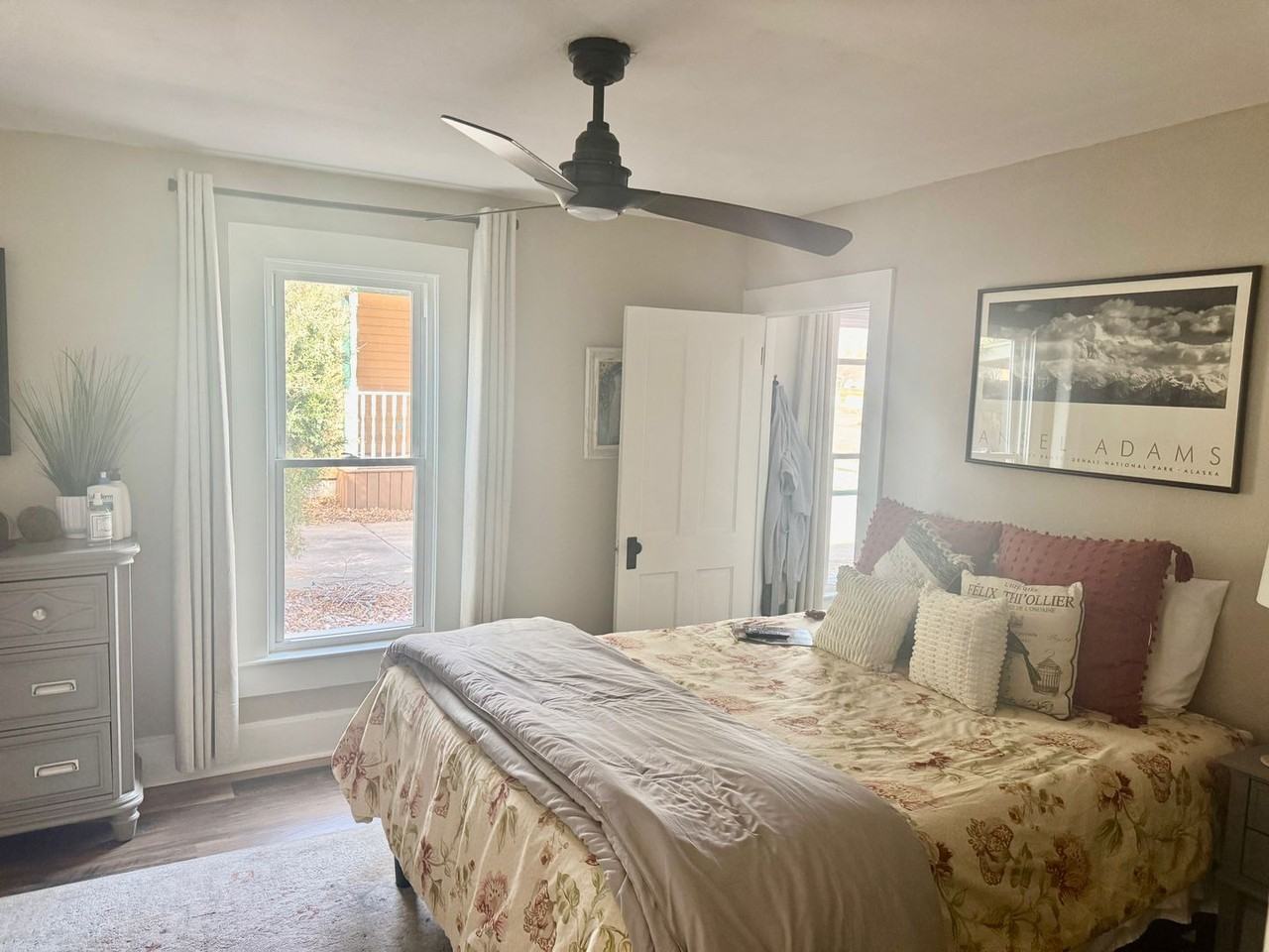 1129 Cleveland Ave - Photo 6 of 20