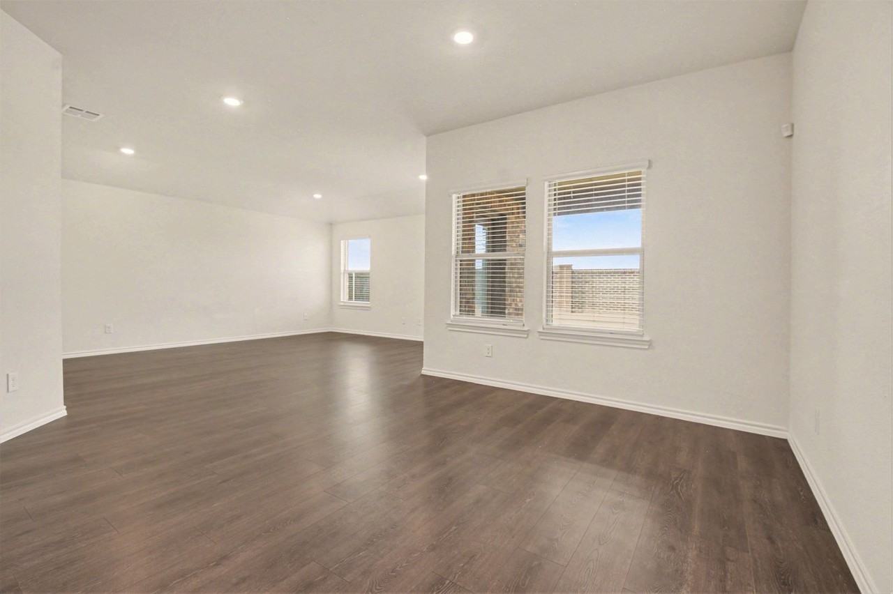 505 Banner Ave - Photo 7 of 30