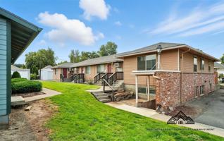 featured image of 516 E Pine St