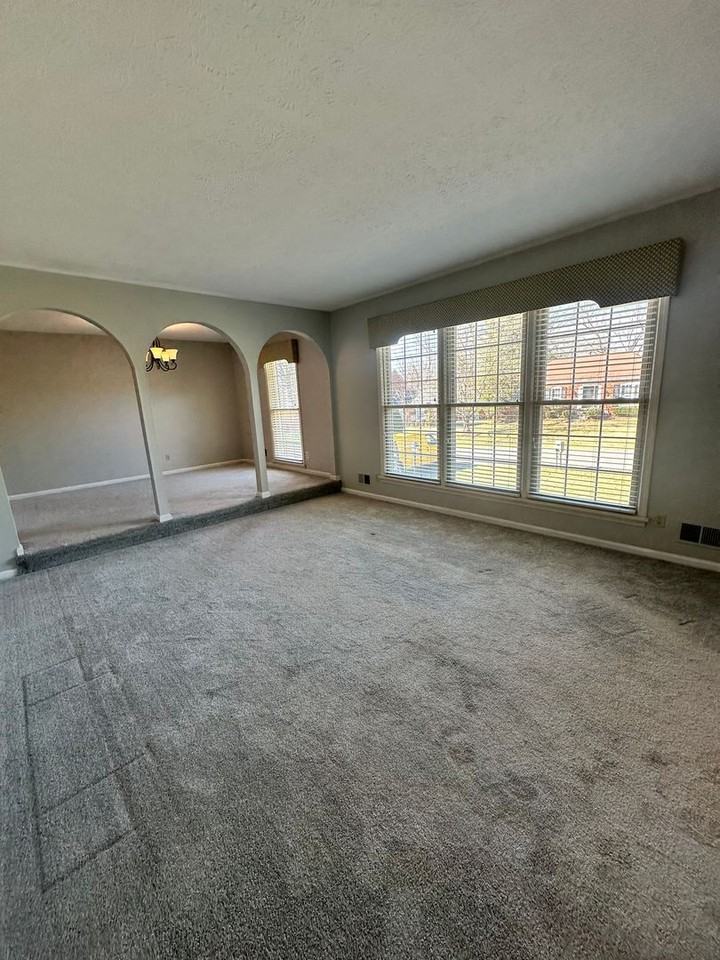 3909 San Marcos Rd - Photo 3 of 36