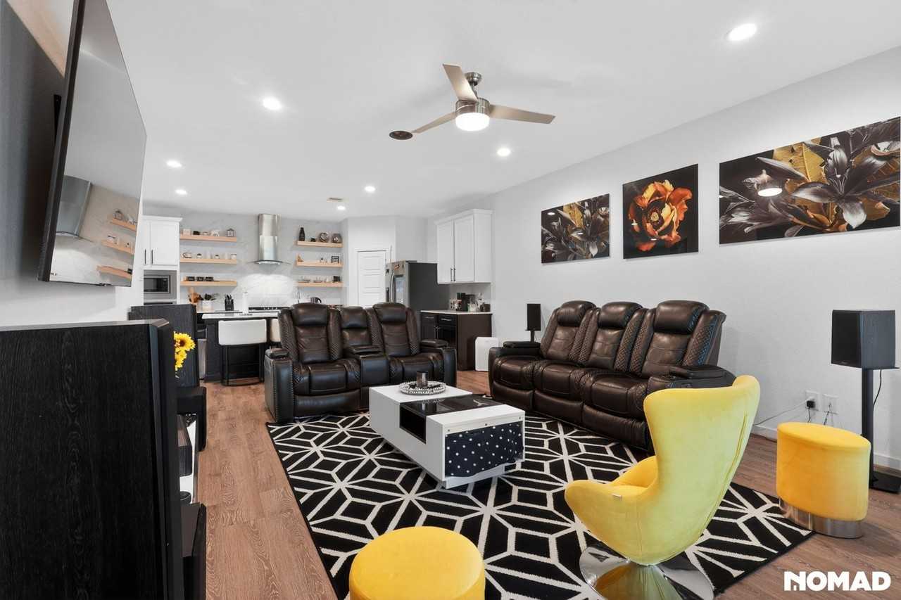 3013 Maughan Heights Trl - Photo 3 of 39