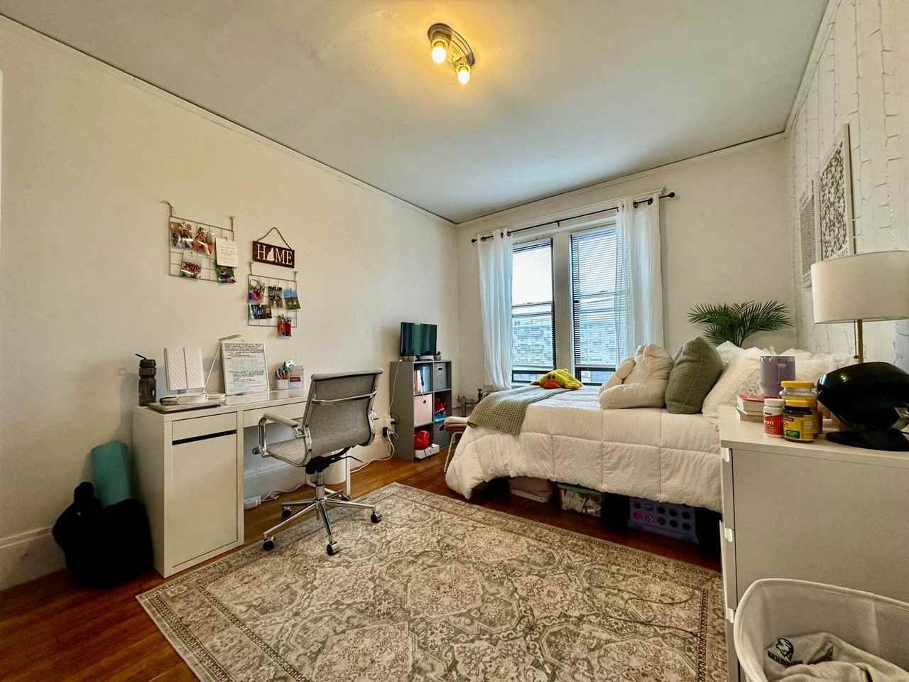 470 Park Dr - Photo 4 of 12