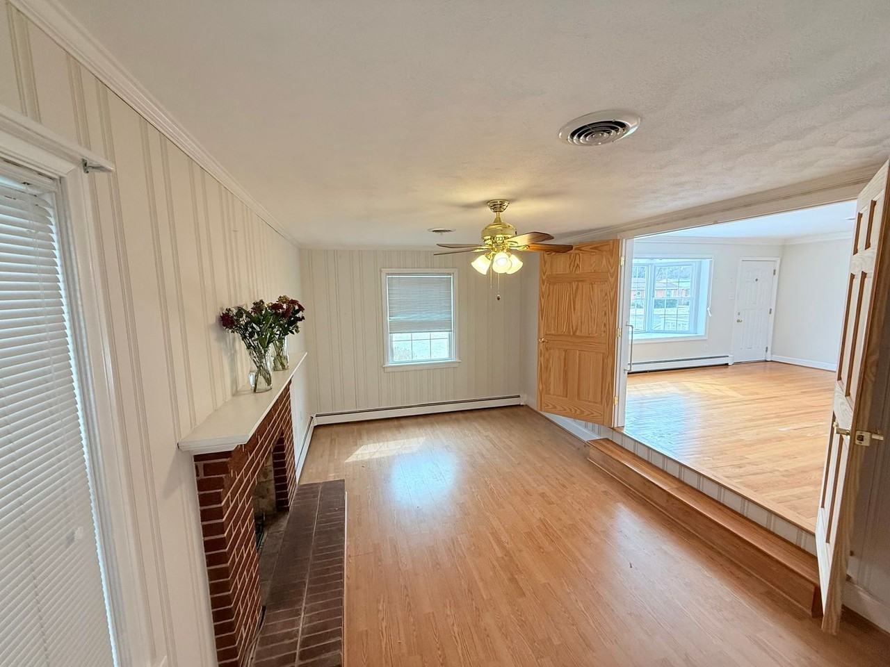 8276 Franklin Ln - Photo 7 of 23