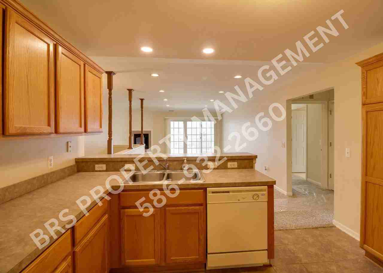 14602 Moravian Manor Cir - Photo 6 of 19