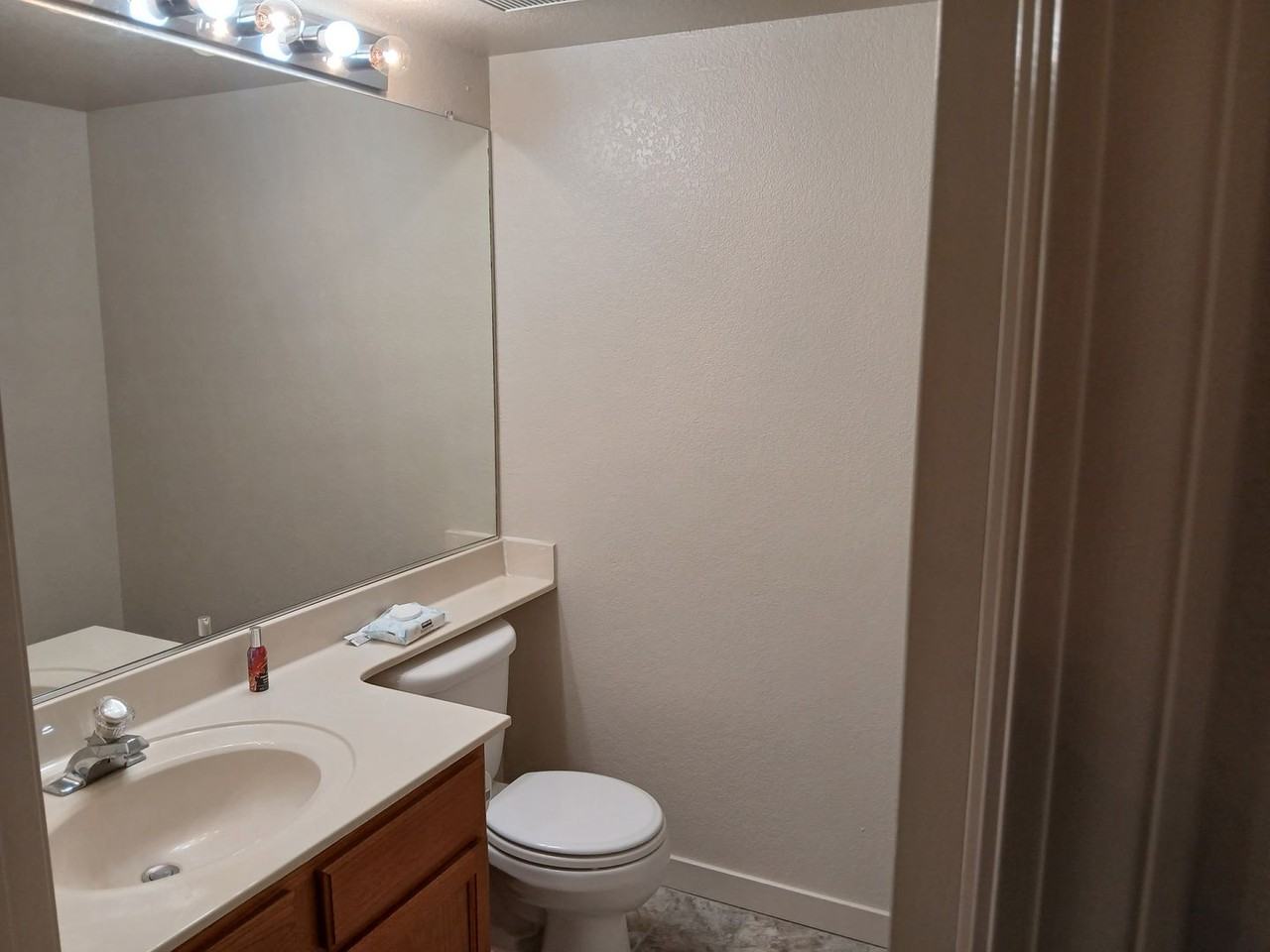 1141 Tanglewood Dr - Photo 6 of 40