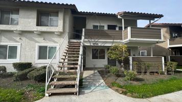 featured image of 3733 Country Oaks Loop