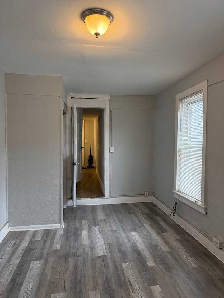 444 S 7th St - Photo 6 of 15