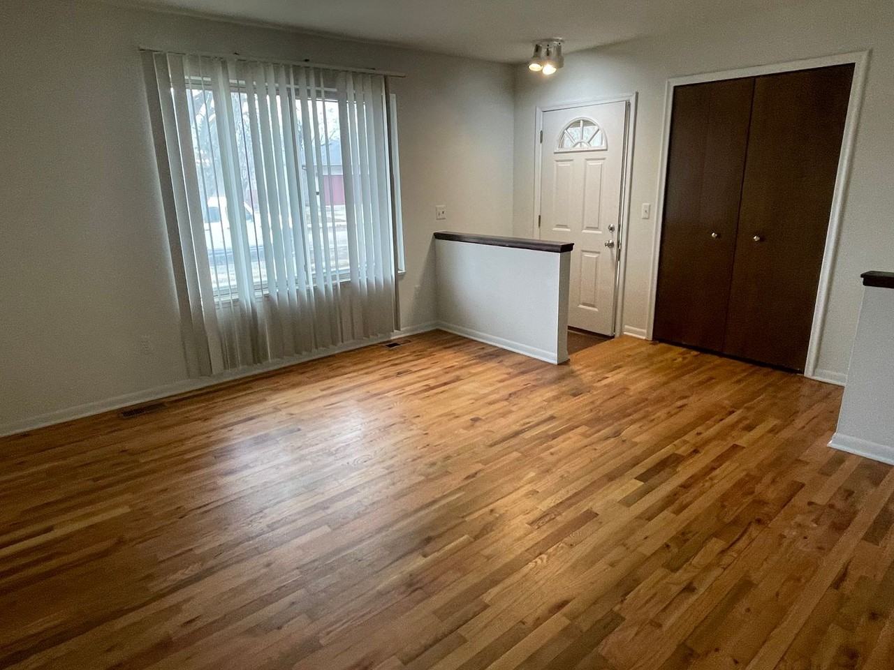 31287 Mc Namee - Photo 2 of 18