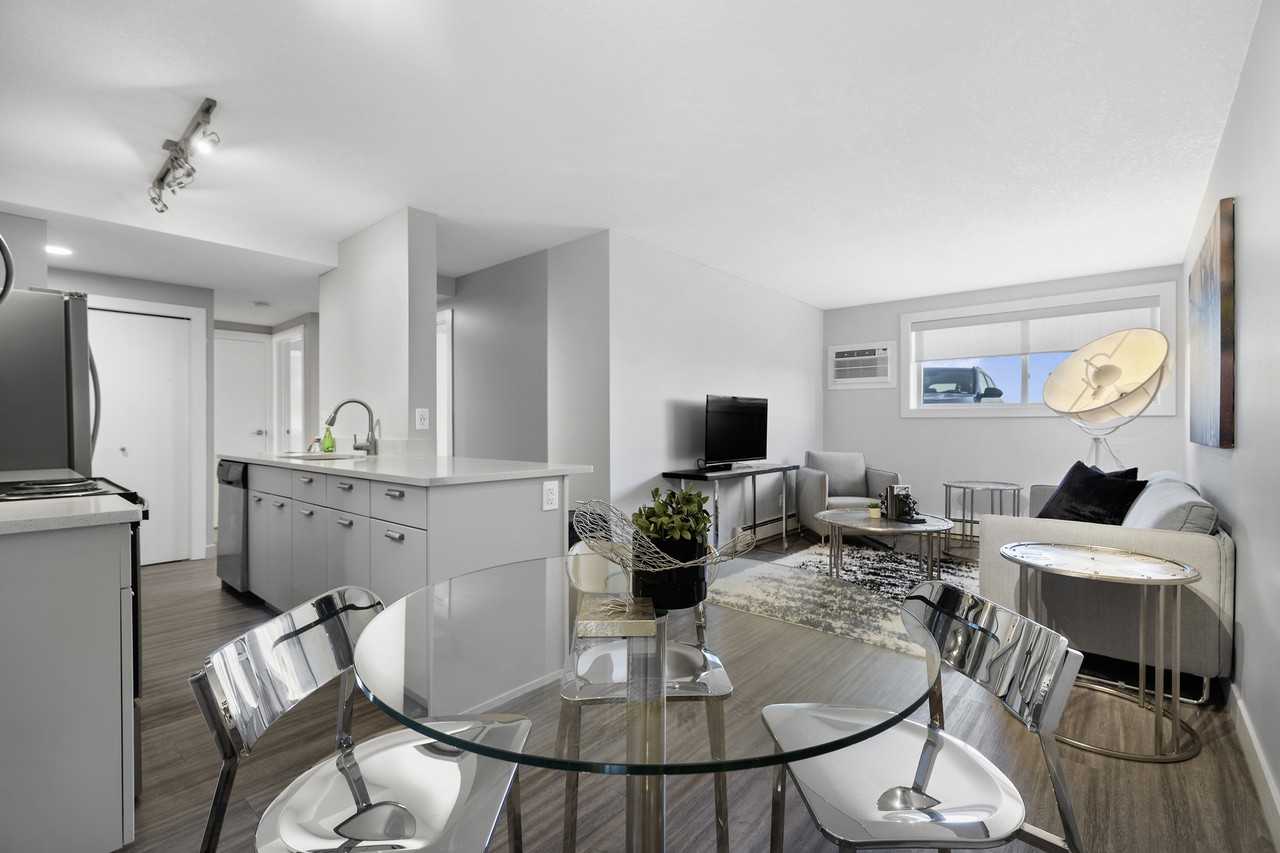 The Crossing II - Photo 3 of 50