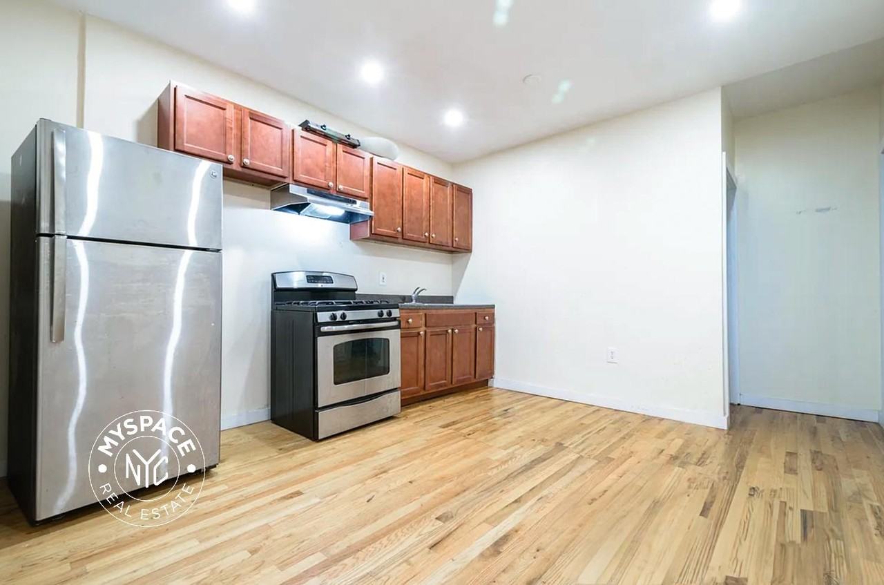 2350 Pacific St #1 - Photo 2 of 7