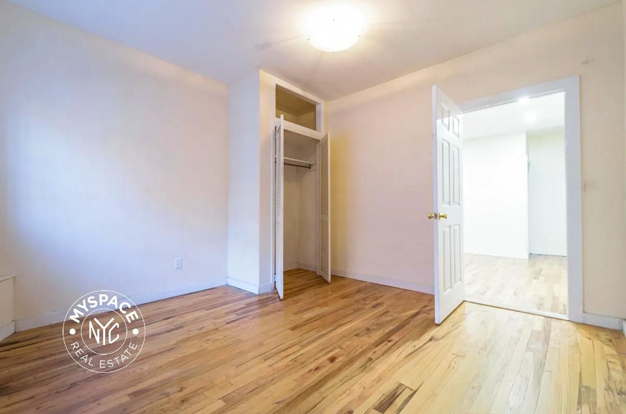 2350 Pacific St #1 - Photo 6 of 7