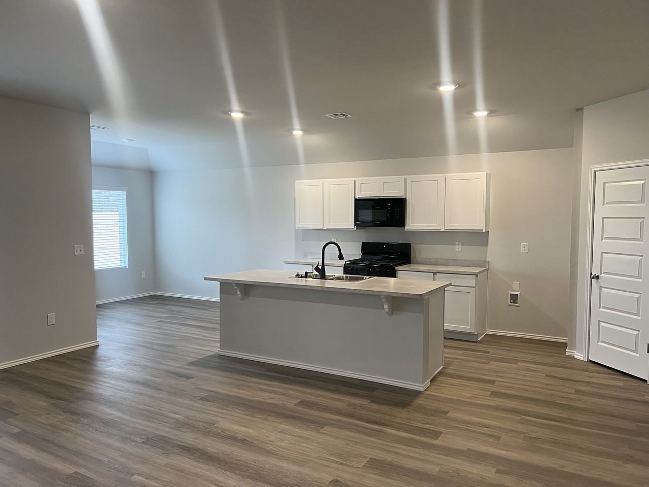 607 Nw 120th Ter #1 - Photo 2 of 19