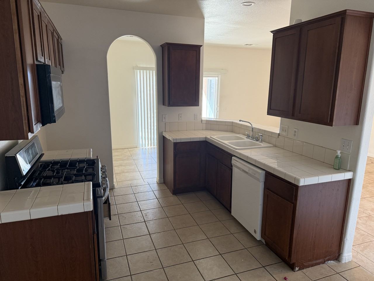 66271 6th St #1 - Photo 3 of 11