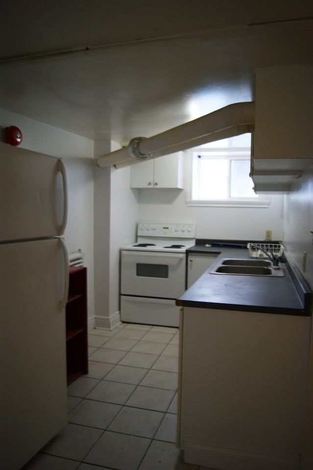 364 Chapel Street - Photo 4 of 8