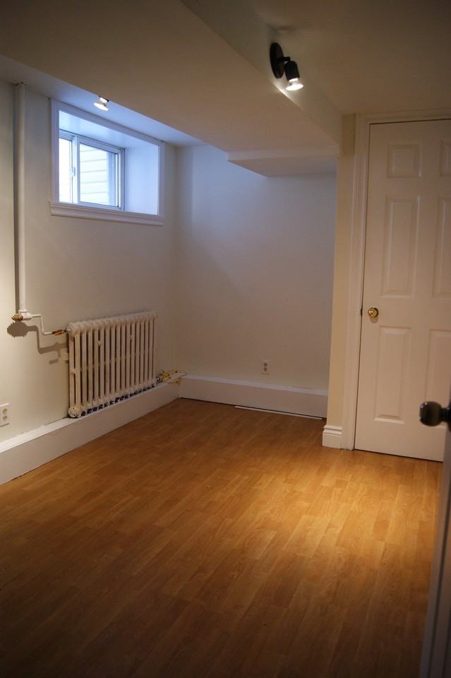 364 Chapel Street - Photo 5 of 8