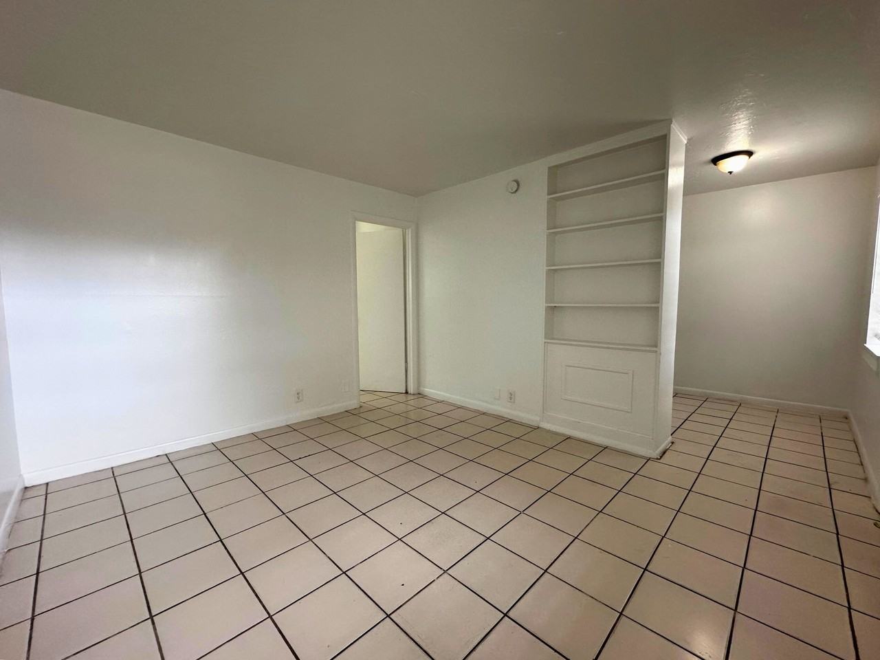 225 S B St #4 - Photo 2 of 14